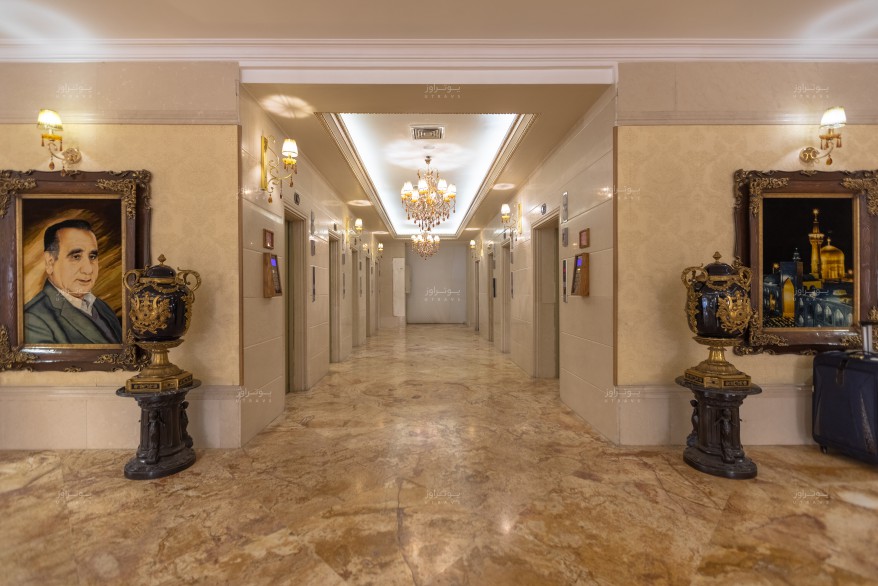 آسانسور طبقات هتل قصر طلایی مشهد